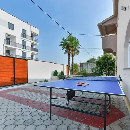 Vakantiehuis Holiday Kiara With Pool *